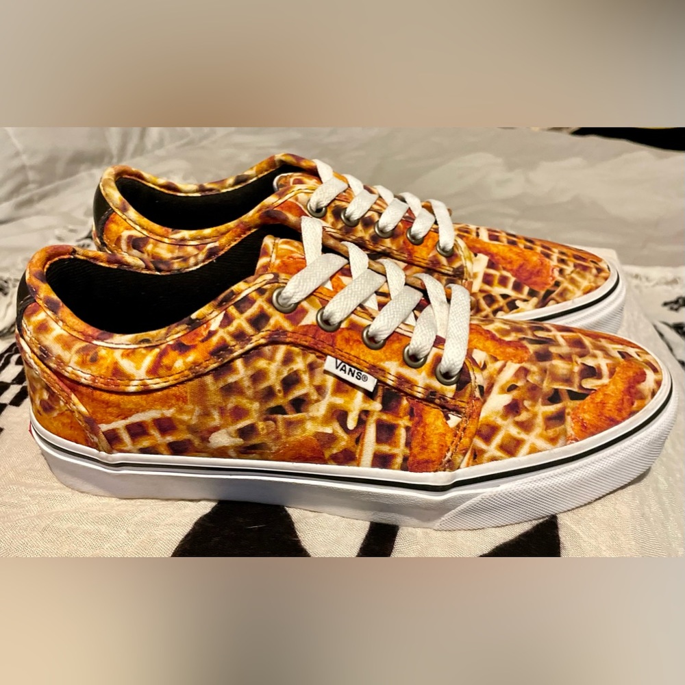 VANS Skate Pro Low-top Sneakers "Chicken Wings & Waffles" Rad Rare Never Worn